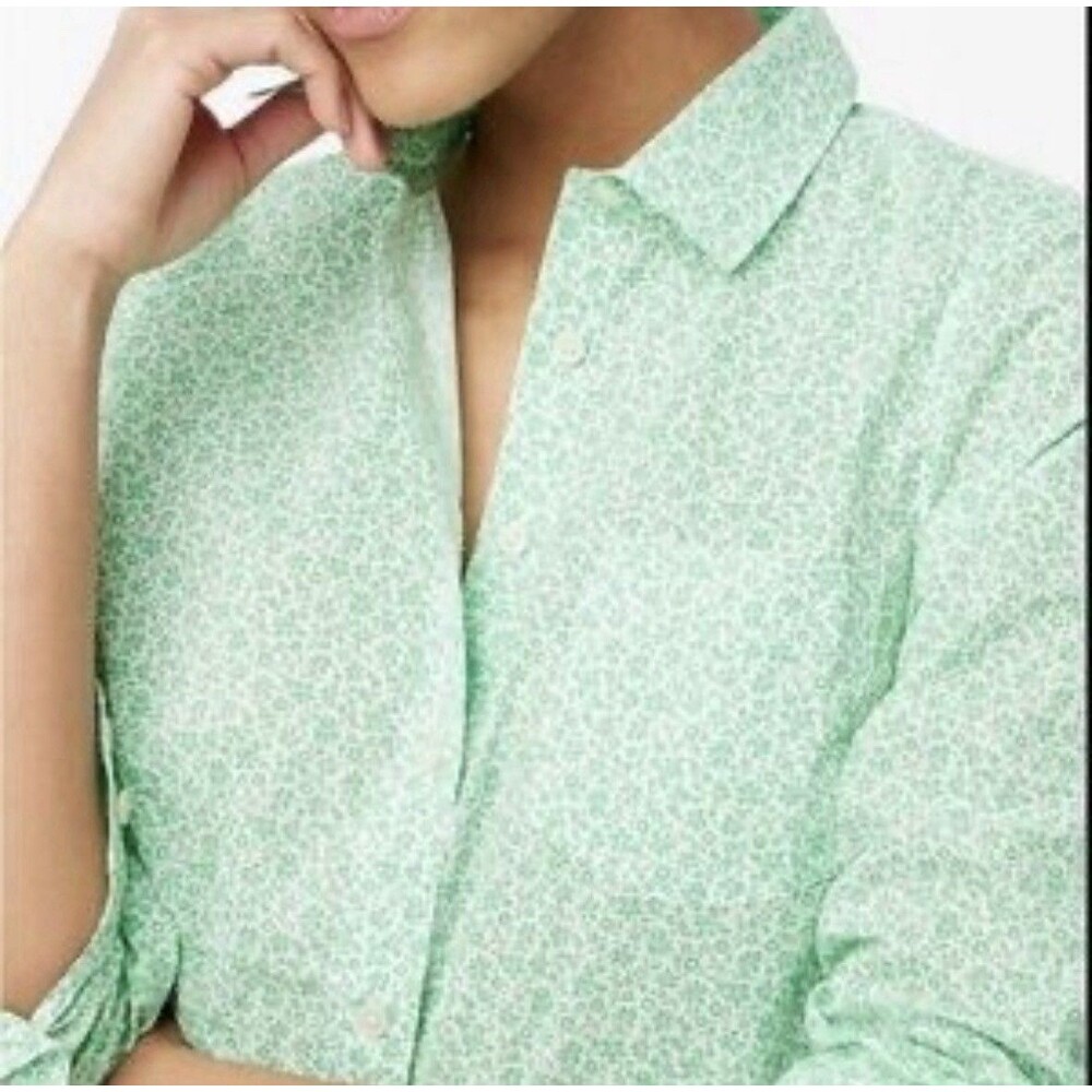 J. Crew Button Up Shirt Short Long Sleeve Green Floral Lightweight Breathable - Picture 1 of 10